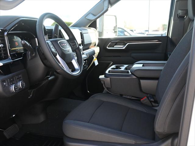 2026 GMC Sierra 3500HD Crew Cab, Long Bed, SLE Dual Rear Wheel, 4WD