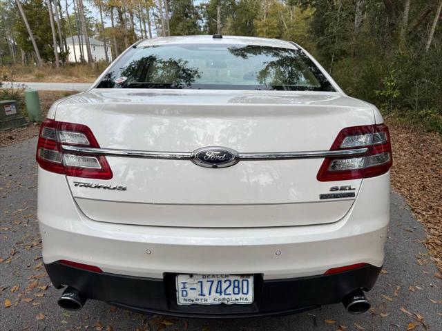 2016 Ford Taurus SEL