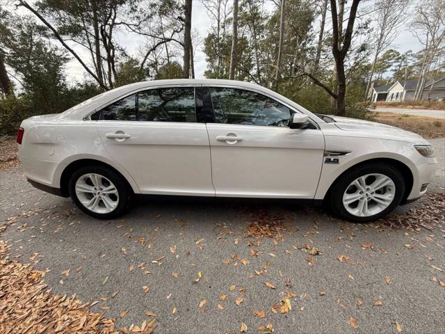 2016 Ford Taurus SEL