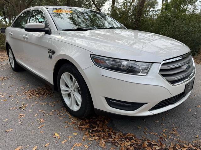 2016 Ford Taurus SEL