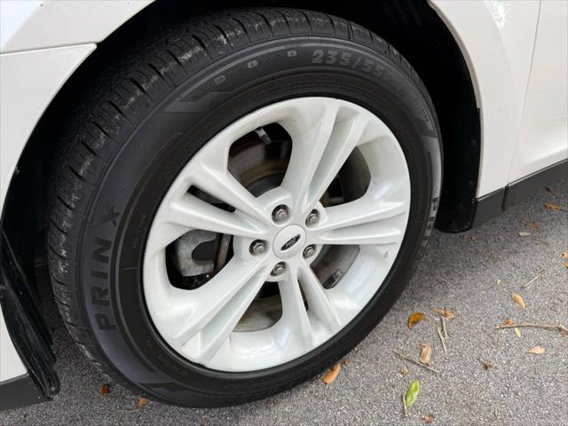 2016 Ford Taurus SEL
