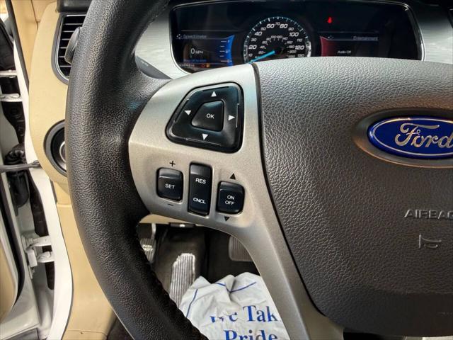 2016 Ford Taurus SEL