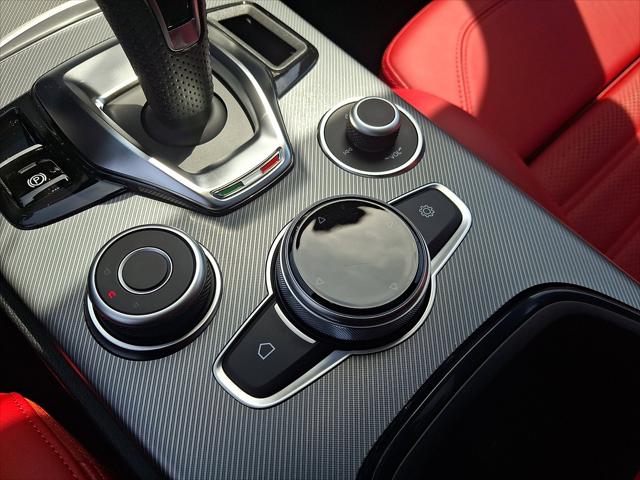 2025 Alfa Romeo Stelvio Sprint AWD