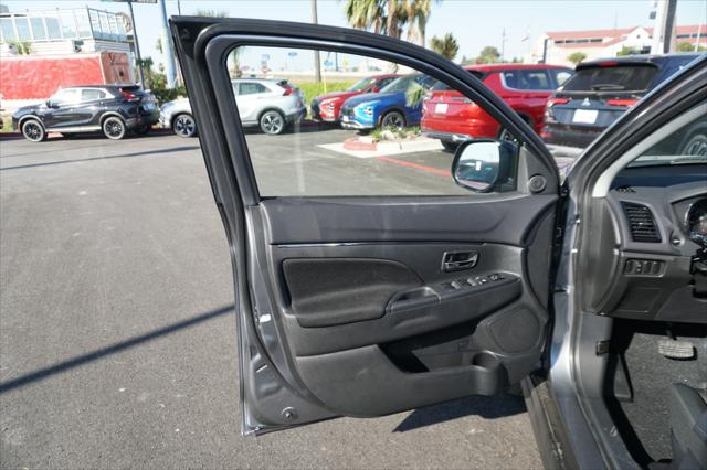 2026 Mitsubishi Outlander Sport 2.0 LE