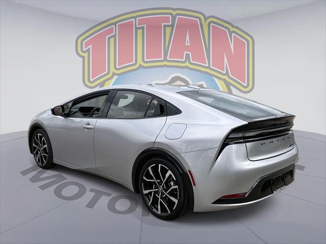 2024 Toyota Prius Prime XSE [2]