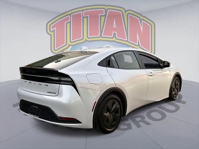 2024 Toyota Prius Prime SE [3]