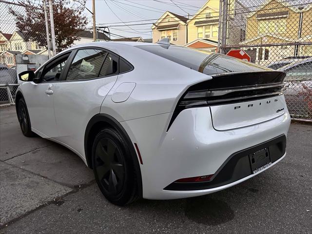 2024 Toyota Prius Prime SE [8]