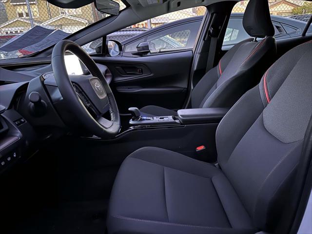 2024 Toyota Prius Prime SE [12]