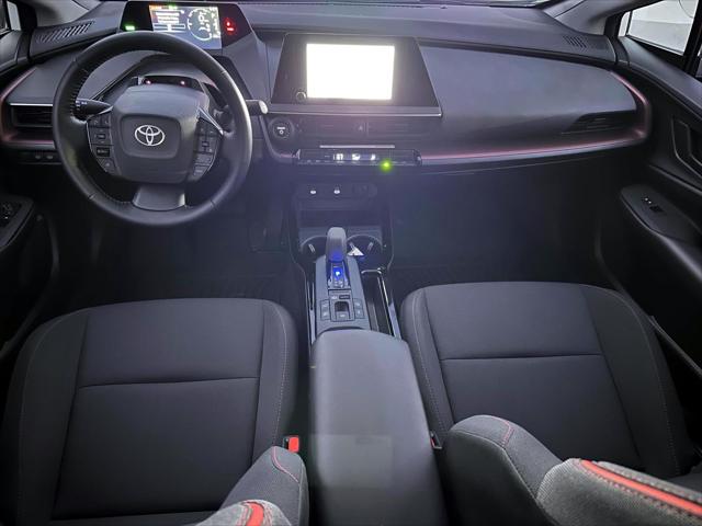 2024 Toyota Prius Prime SE [14]