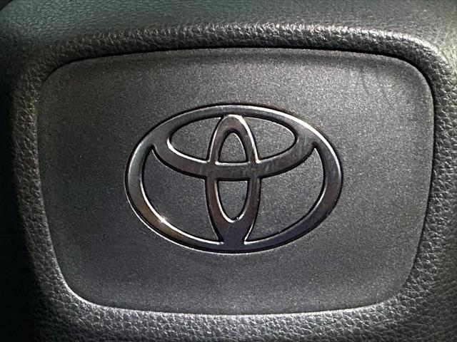 2024 Toyota Prius Prime SE [21]