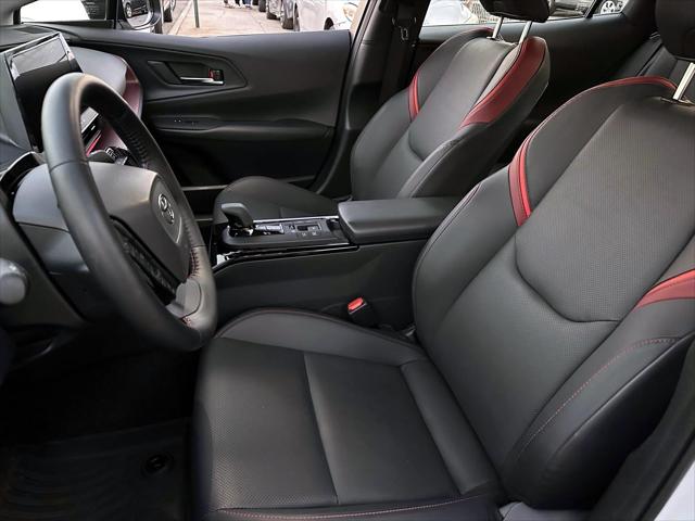 2024 Toyota Prius Prime XSE [12]