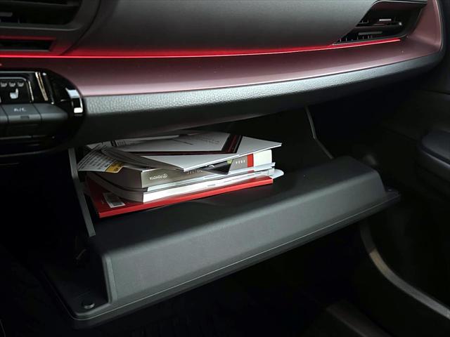 2024 Toyota Prius Prime XSE [24]