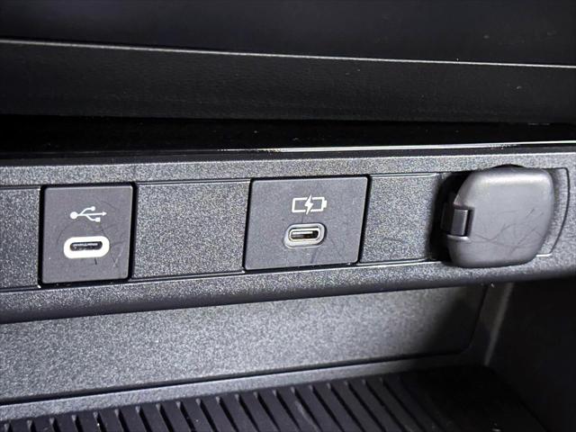 2024 Toyota Prius Prime XSE [29]