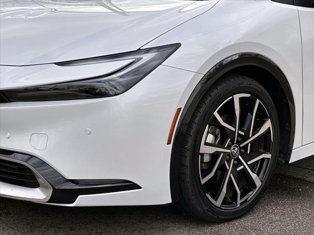 2024 Toyota Prius Prime XSE [8]