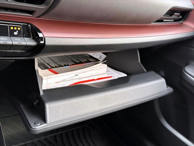 2024 Toyota Prius Prime XSE [27]