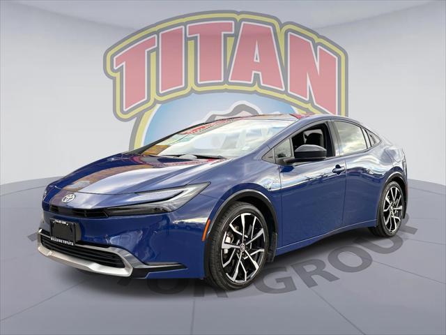 2024 Toyota Prius Prime XSE [2]