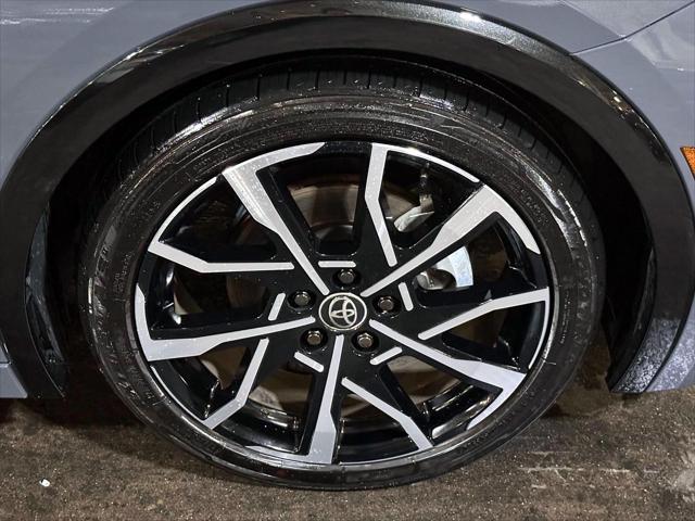 2024 Toyota Prius Prime XSE [10]