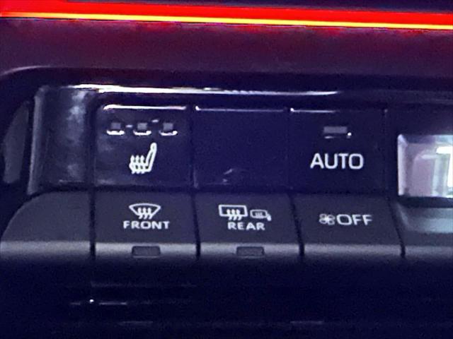 2024 Toyota Prius Prime XSE [27]