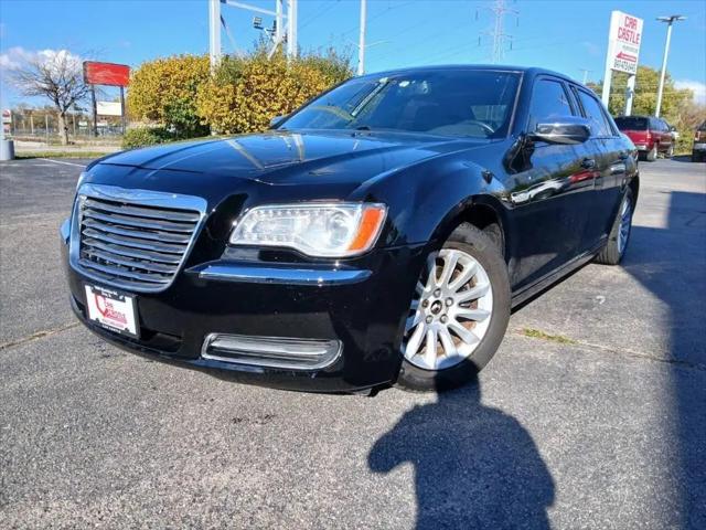 2013 Chrysler 300 Motown for sale in Waukegan, IL
