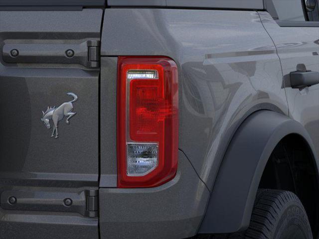 2025 Ford Bronco Base 4D Sport Utility