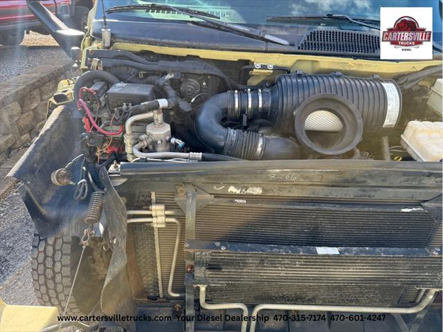2004 GMC 5500 Truck