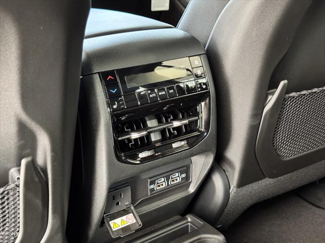 2025 Jeep Grand Cherokee L Limited 4x4