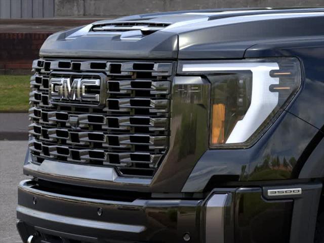2026 GMC Sierra 3500HD Crew Cab, Long Bed, Denali Ultimate, 4WD