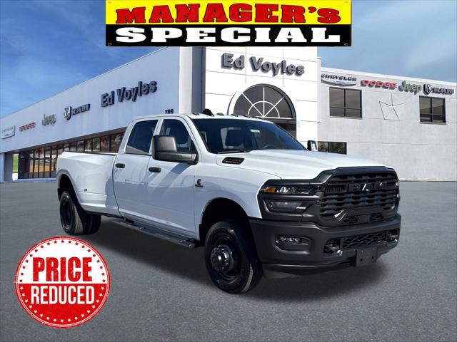 2026 RAM Ram 3500 RAM 3500 TRADESMAN CREW CAB 4X4 8 BOX 2026 RAM Ram 3500 RAM 3500 TRADESMAN CREW CAB 4X4 8 BOX