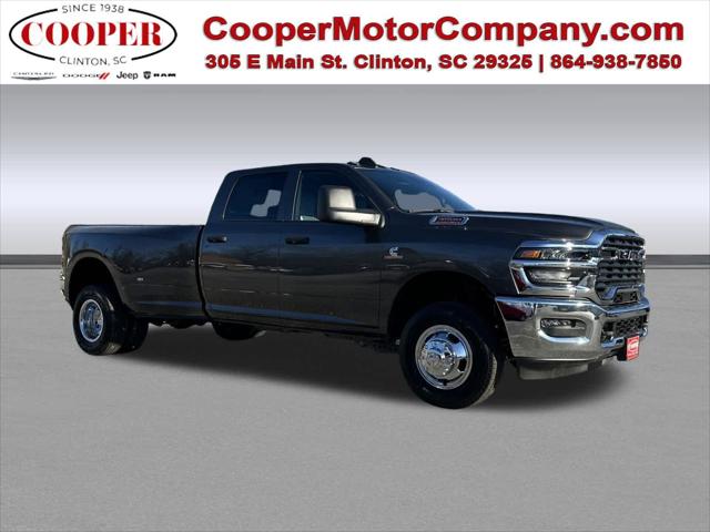 2026 RAM Ram 3500 RAM 3500 TRADESMAN CREW CAB 4X4 8 BOX