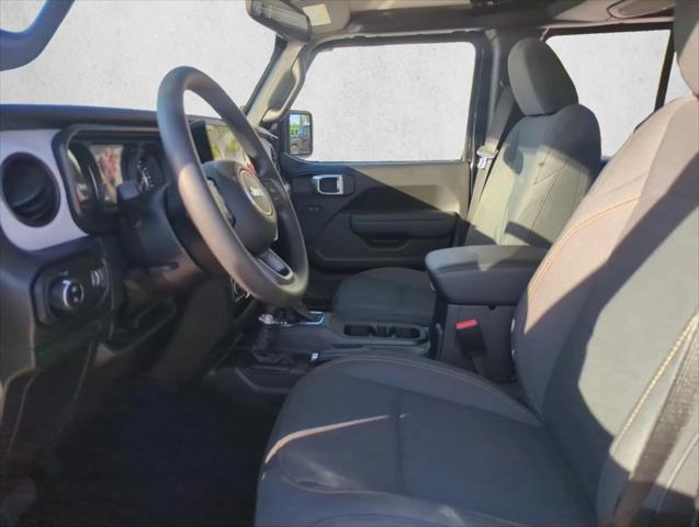 2026 Jeep Gladiator Sport