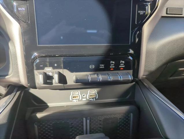 2026 Ram 3500 Laramie Crew Cab 4x4 8' Box