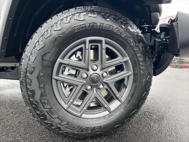 2026 Jeep Gladiator GLADIATOR SPORT S 4X4