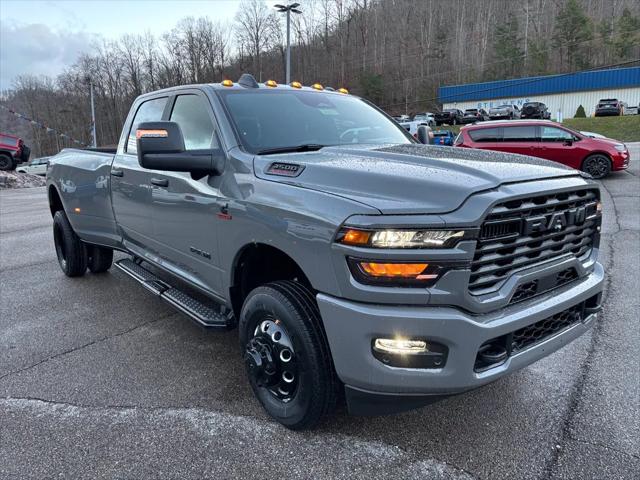 2026 RAM Ram 3500 RAM 3500 BIG HORN CREW CAB 4X4 8 BOX