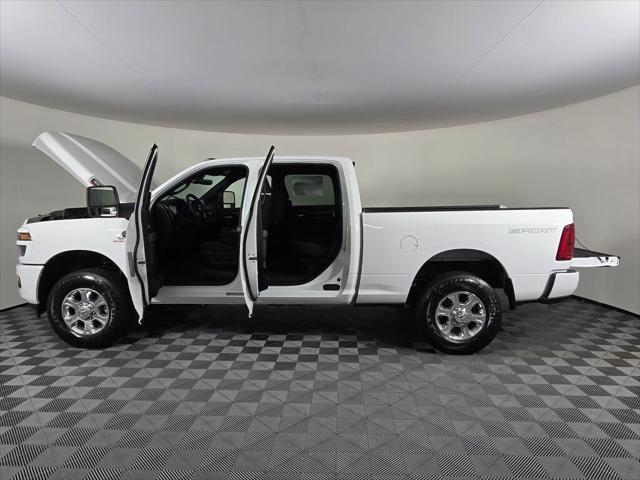 2026 Ram 3500 Big Horn Crew Cab 4x4 6'4" Box
