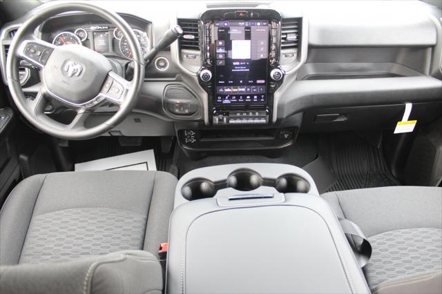 2026 RAM Ram 3500 RAM 3500 TRADESMAN CREW CAB 4X4 8 BOX