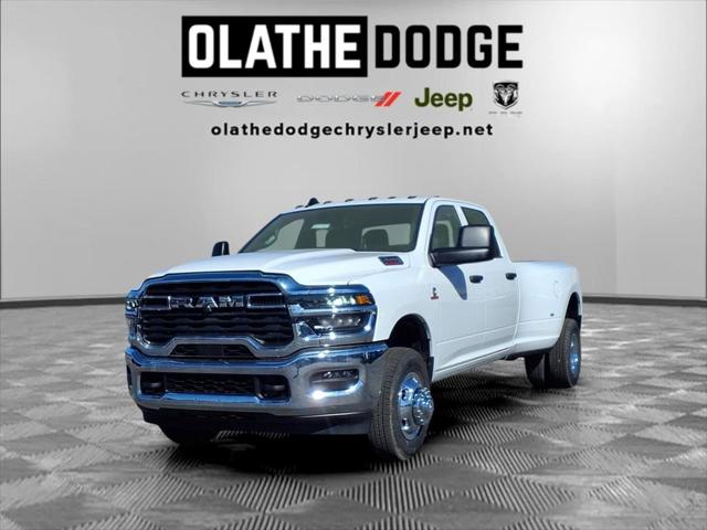 2026 RAM Ram 3500 RAM 3500 TRADESMAN CREW CAB 4X4 8 BOX