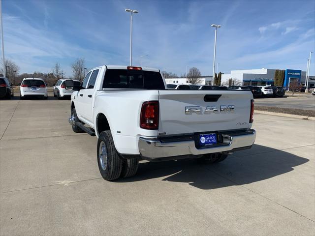2026 RAM Ram 3500 RAM 3500 TRADESMAN CREW CAB 4X4 8 BOX