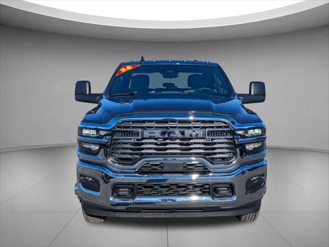 2026 RAM Ram 3500 RAM 3500 TRADESMAN CREW CAB 4X4 8 BOX