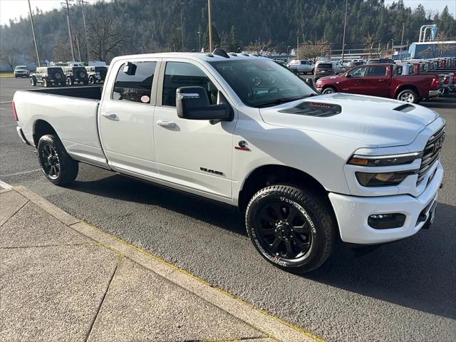 2026 RAM Ram 3500 RAM 3500 LARAMIE CREW CAB 4X4 8 BOX