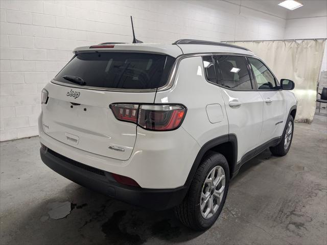 2026 Jeep Compass COMPASS LATITUDE 4X4