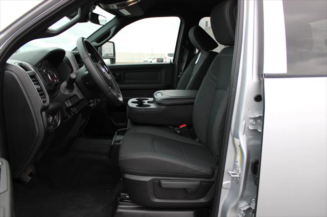2026 Ram 3500 Tradesman Crew Cab 4x4 8' Box