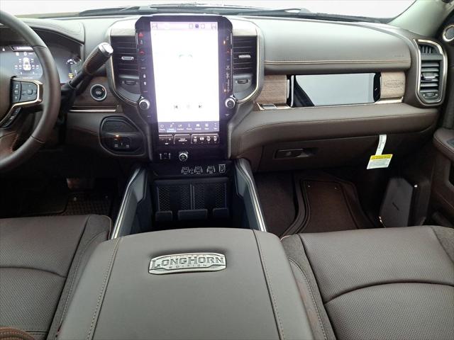 2026 RAM Ram 3500 RAM 3500 LIMITED LONGHORN CREW CAB 4X4 8 BOX