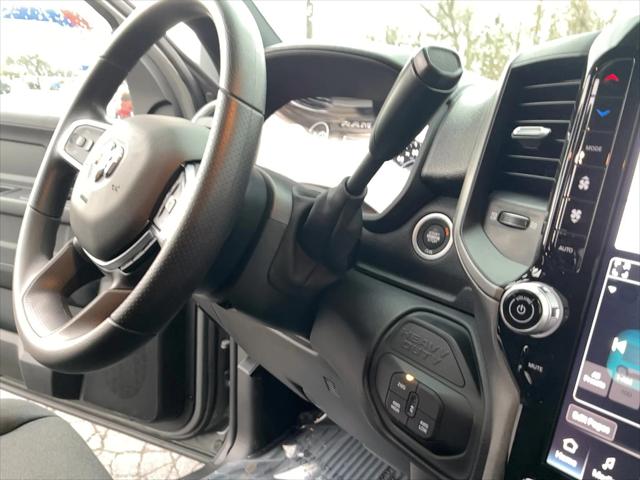2026 Ram 2500 Black Express Crew Cab 4x4 6'4" Box
