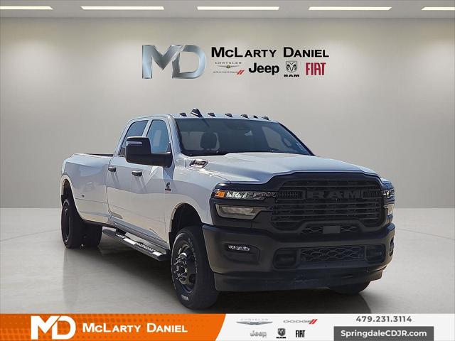 2026 RAM Ram 3500 RAM 3500 TRADESMAN CREW CAB 4X4 8 BOX