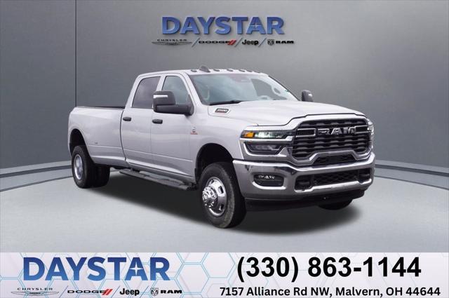 2026 RAM Ram 3500 RAM 3500 TRADESMAN CREW CAB 4X4 8 BOX