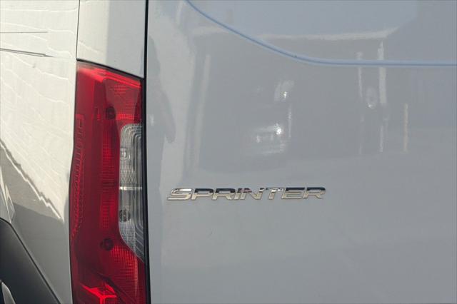 2026 Mercedes-Benz Sprinter Cargo Van Standard Roof 4-Cyl Diesel HO