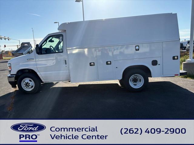 2026 Ford E-350 Cutaway Base for sale in Menomonee Falls, WI
