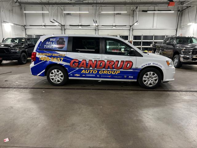 2016 Dodge Grand Caravan SE 2016 Dodge Grand Caravan SE