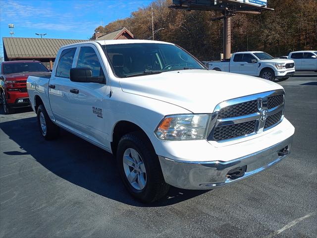 2019 RAM 1500 Classic Tradesman Crew Cab 4x4 57 Box 2019 RAM 1500 Classic Tradesman Crew Cab 4x4 57 Box