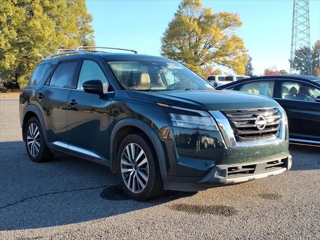 2022 Nissan Pathfinder Platinum 2WD 2022 Nissan Pathfinder Platinum 2WD